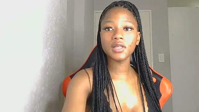 Ballenciaa online show from 29, 10, 2025