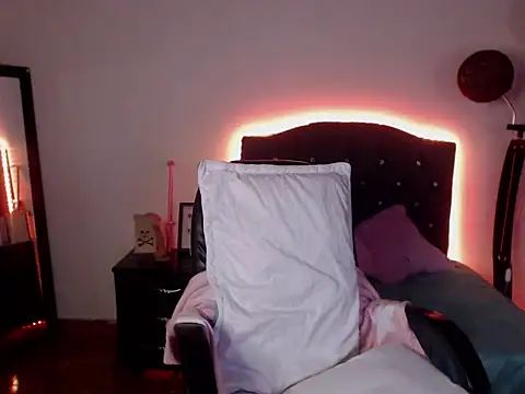  lia baby online show from 23, 9, 2025