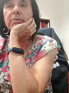 Snapshot of Emily_de_Carla chatting on 20, 11, 2025 Emily de Carla online show from 20, 11, 2025