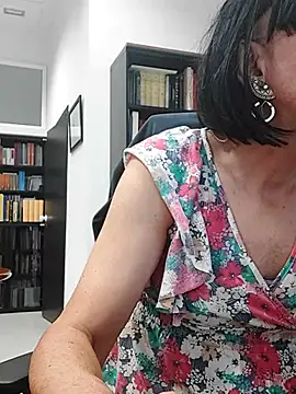 Snapshot of Emily_de_Carla chatting on 12, 11, 2025 Emily de Carla online show from 12, 11, 2025