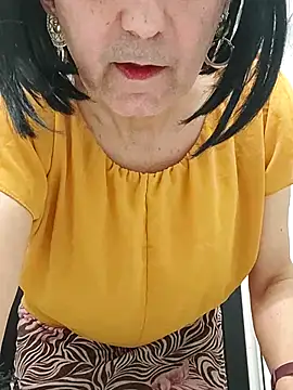 Emily de Carla online show from 10, 2, 2026