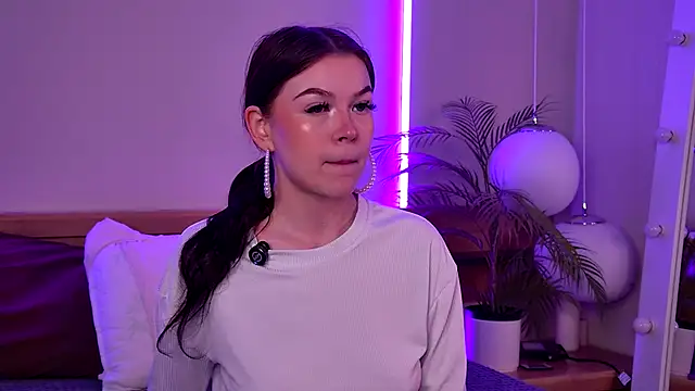 Wanda Wild online show from 4, 10, 2025