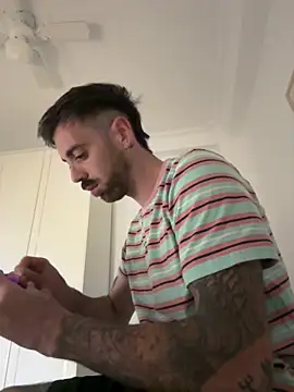 Snapshot of marc944 chatting on 1, 12, 2025 marc944 online show from 1, 12, 2025