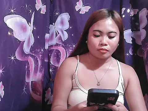 Hot Samantha4u online show from 13, 4, 2026