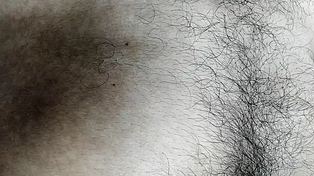 latinhotmuscle online show from 3, 11, 2025