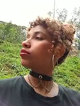 Vikyvoyeur online show from 30, 9, 2025