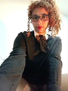 Vikyvoyeur online show from 23, 9, 2025