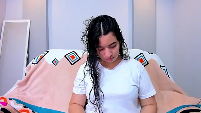 Nicol Chang online show from 21, 11, 2025