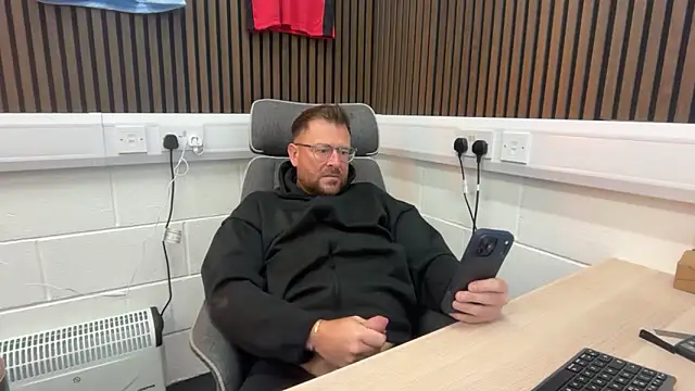 Snapshot of bilf1978 chatting on 26, 2, 2026 bilf1978 online show from 26, 2, 2026