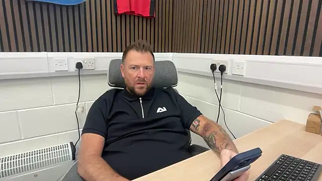 Snapshot of bilf1978 chatting on 25, 2, 2026 bilf1978 online show from 25, 2, 2026