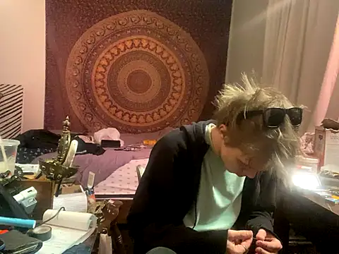 XanderOzzz online show from 17, 11, 2025