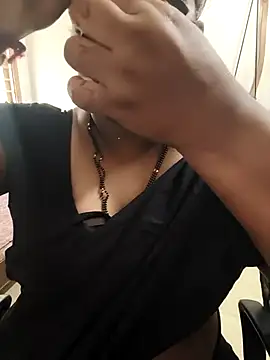 Snapshot of Tamil-rami chatting on 12, 11, 2025 Tamil-rami online show from 12, 11, 2025