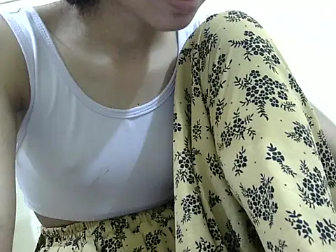 smallcuute online show from 22, 12, 2025