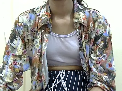 smallcuute online show from 25, 11, 2025