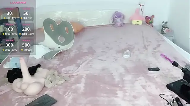 A SR 001 online show from 15, 11, 2025