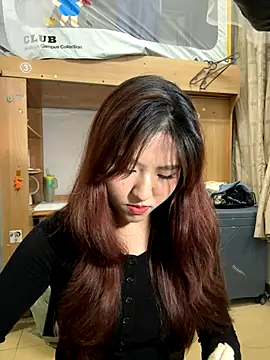 ououlovelove online show from 6, 11, 2025