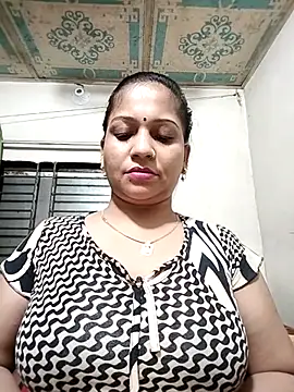 Snapshot of Payel_50 chatting on 10, 7, 2026 Payel 50 online show from 10, 7, 2026