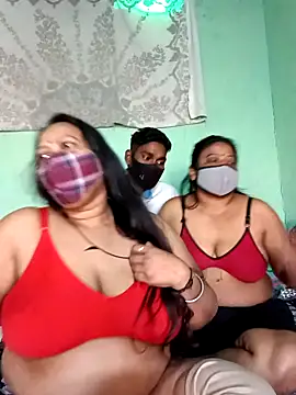 LoveOnStream online show from 24, 11, 2025