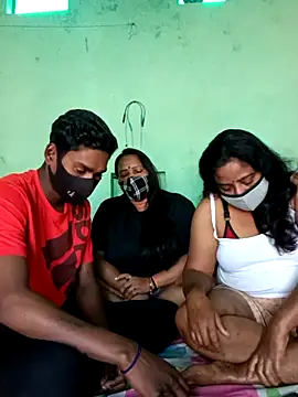 LoveOnStream online show from 7, 11, 2025