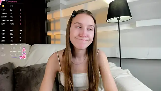 NanaMertins online show from 5, 12, 2025