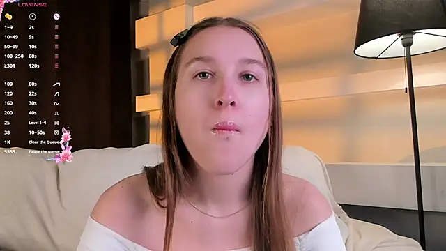 NanaMertins online show from 4, 12, 2025