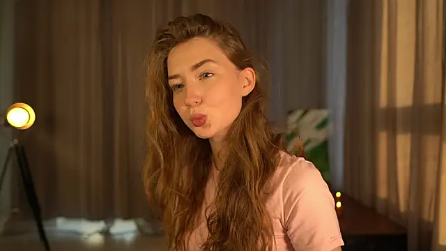 DeeannaBoera online show from 27, 10, 2025