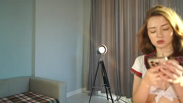 DeeannaBoera online show from 4, 11, 2025