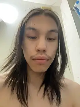 heytherepeoples717 online show from 19, 3, 2026