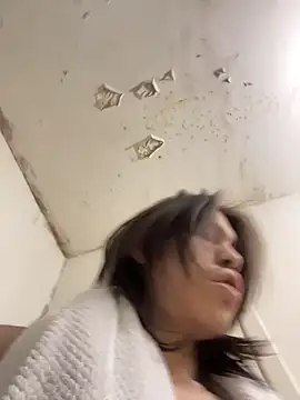 heytherepeoples717 online show from 9, 11, 2025