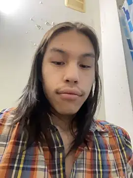 heytherepeoples717 online show from 11, 3, 2026