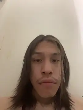 Snapshot of heytherepeoples717 chatting on 15, 12, 2025 heytherepeoples717 online show from 15, 12, 2025