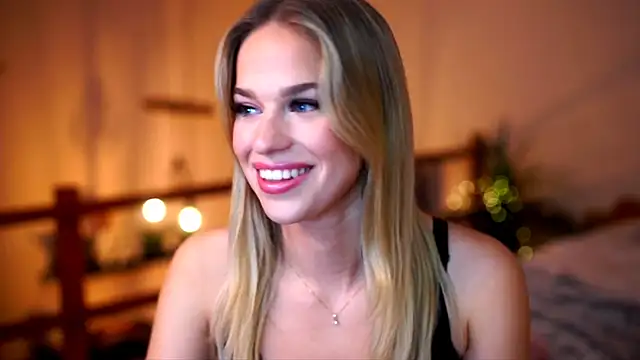 Emilyvanroessel online show from 30, 10, 2025