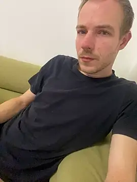 Skinny0150 online show from 11, 3, 2026