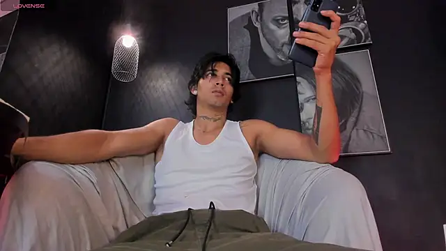 jett savage online show from 24, 11, 2025