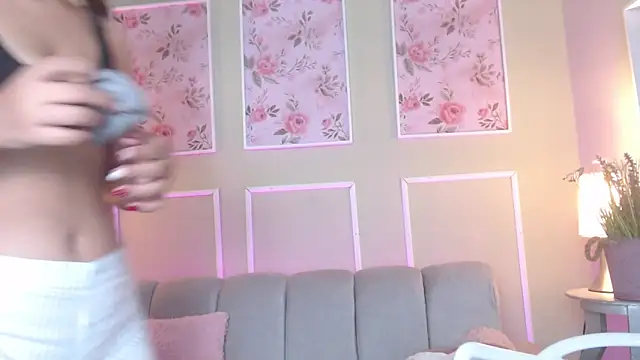 CurlyDani online show from 24, 11, 2025