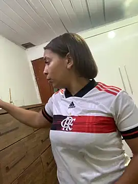 Crisschiavo online show from 27, 9, 2025