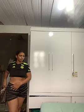 Crisschiavo online show from 15, 11, 2025