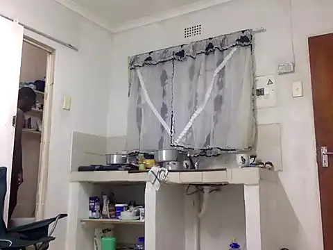 CandyNaynay online show from 6, 2, 2026