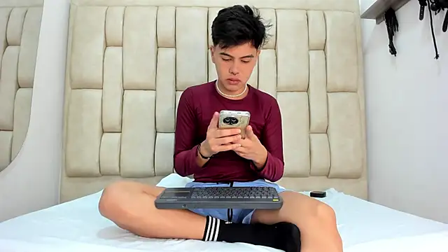 Felipe Cold online show from 11, 11, 2025