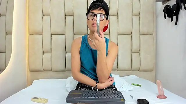 Felipe Cold online show from 15, 10, 2025