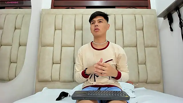 Felipe Cold online show from 7, 11, 2025