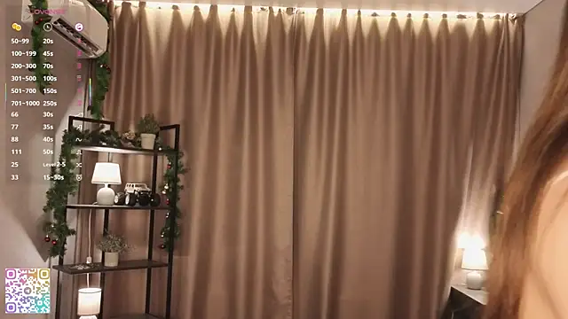 MinaMancilla online show from 18, 12, 2025