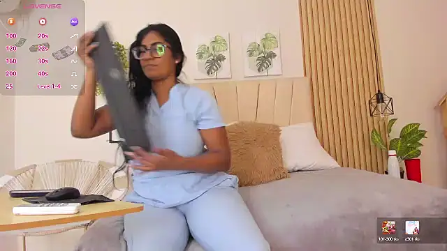  Miaa khalifa  online show from 21, 7, 2026