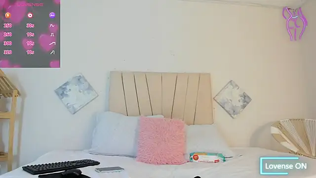  Miaa khalifa  online show from 4, 3, 2026