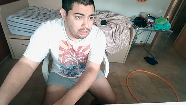 Snapshot of Martigato3 chatting on 9, 6, 2026 Martigato3 online show from 9, 6, 2026