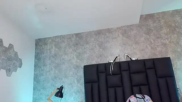 crystaldarliing online show from 5, 5, 2026