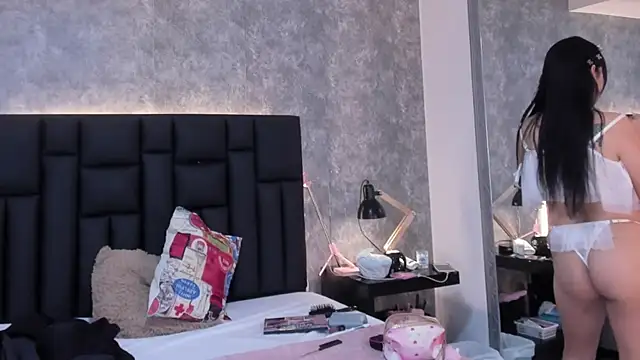 crystaldarliing online show from 13, 11, 2025