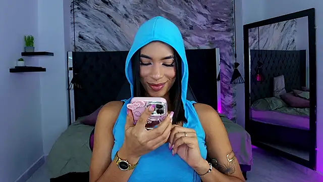 Snapshot of kitty_collins_ chatting on 23, 4, 2026 kitty collins online show from 23, 4, 2026