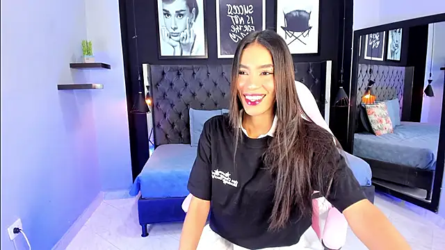 kitty collins  online show from 5, 10, 2025