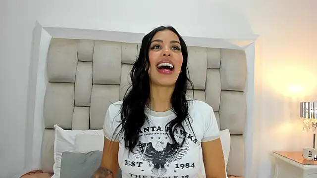 ValerieSoto online show from 8, 9, 2025